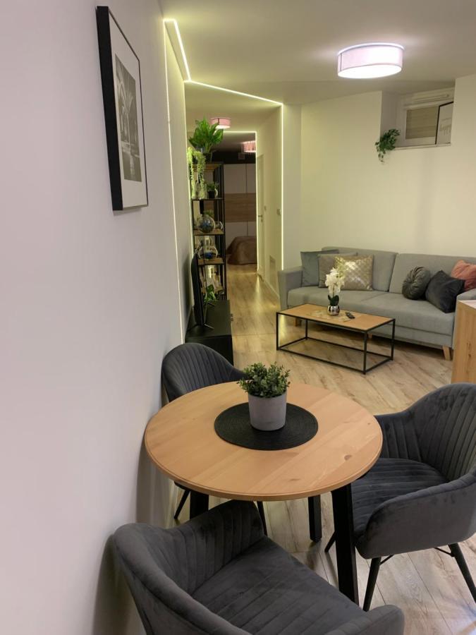 Moderno Apartament Kraków Zewnętrze zdjęcie